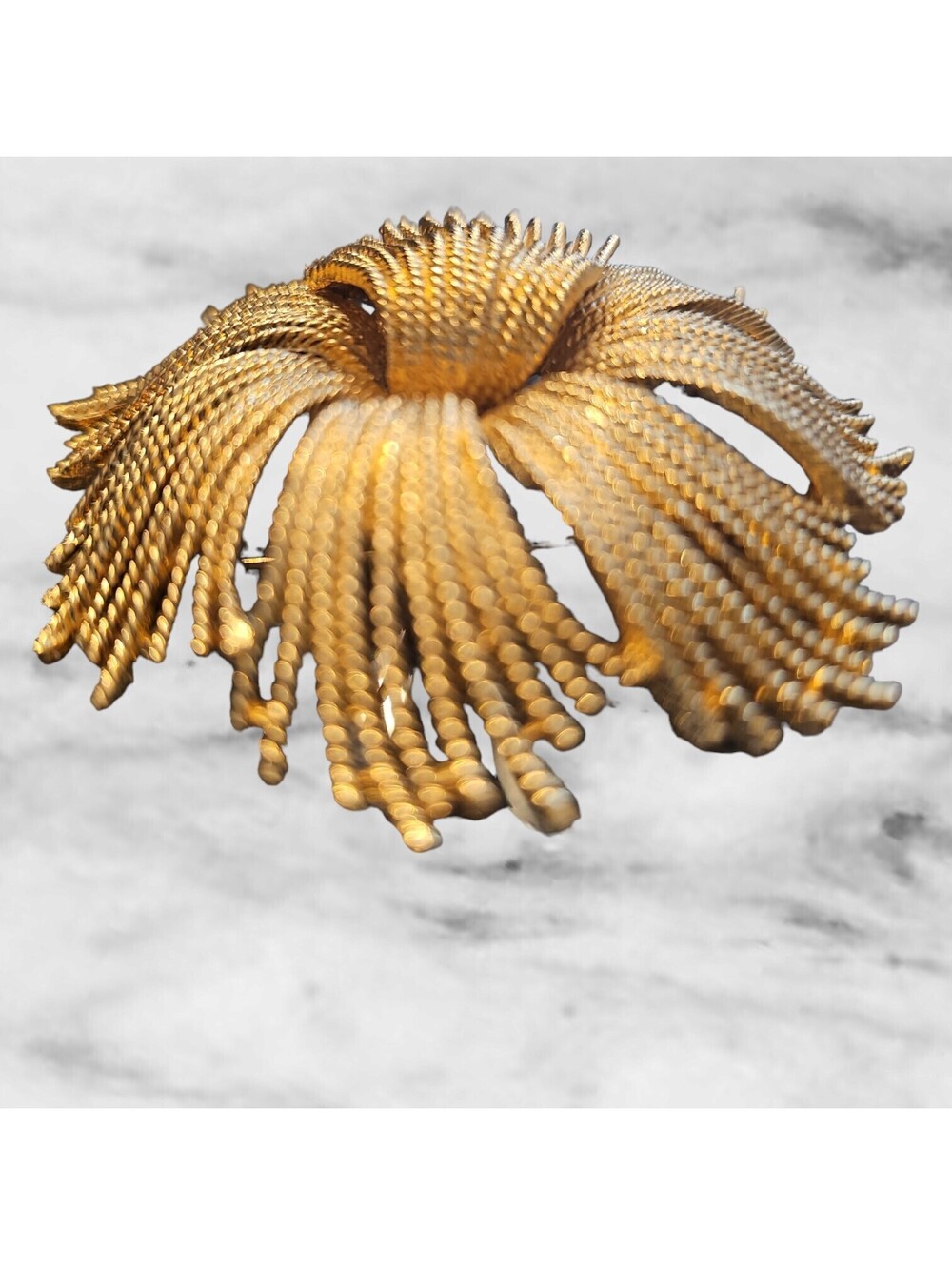 MONET  Signed Cordelia Gold Tone Twisted Rope Floral Spray Brooch 2.75" VINTAGE